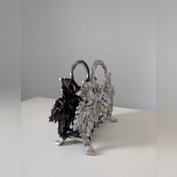 GODINGER | Vintage Silver Plated Napkin Holder - Picture 2 of 8